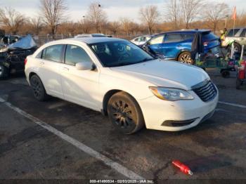  Salvage Chrysler 200