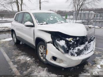  Salvage Volkswagen Tiguan