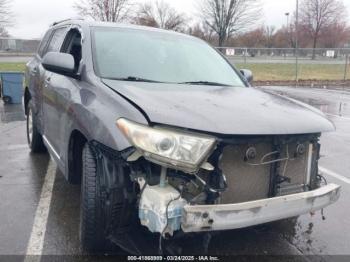  Salvage Toyota Highlander