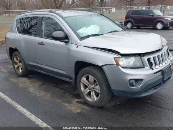  Salvage Jeep Compass