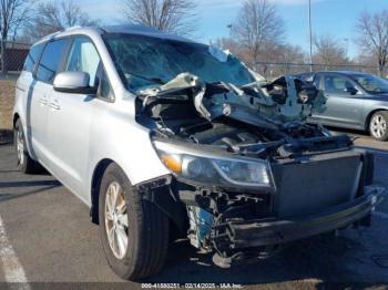  Salvage Kia Sedona