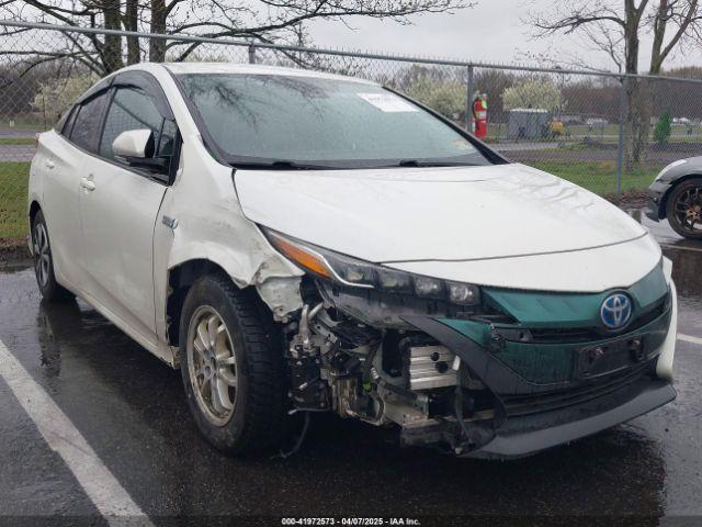  Salvage Toyota Prius Prime