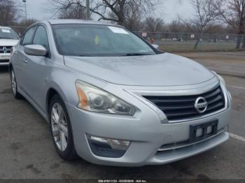  Salvage Nissan Altima