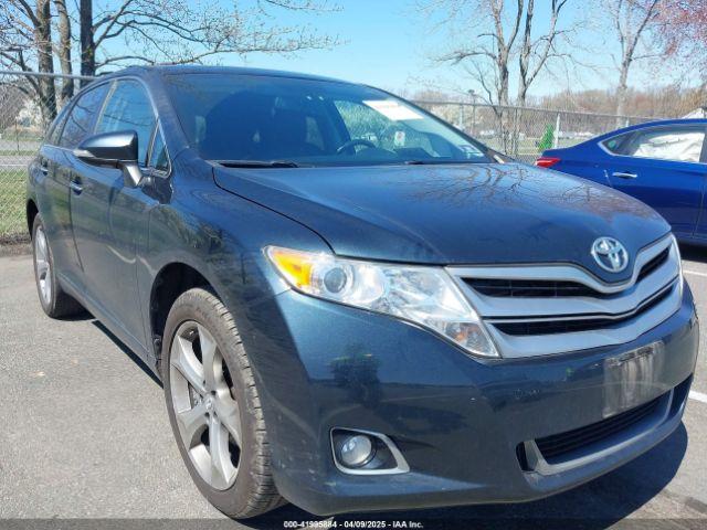  Salvage Toyota Venza