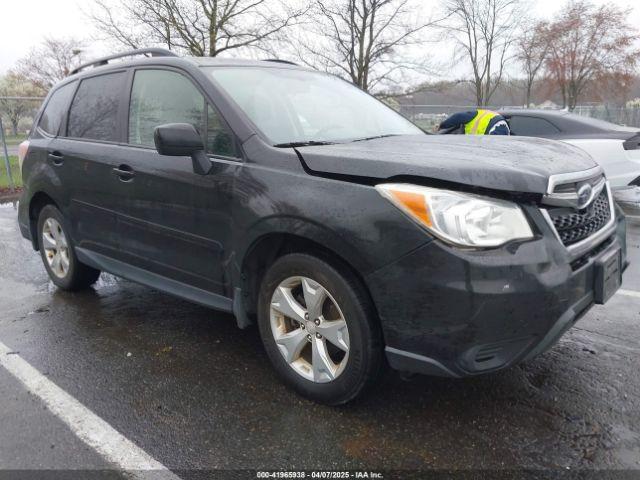  Salvage Subaru Forester