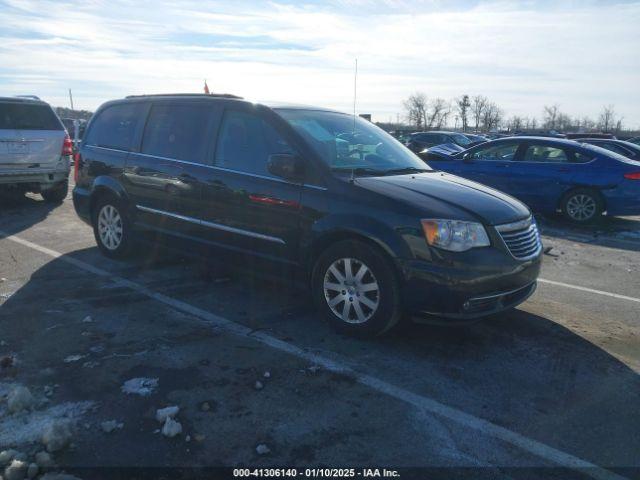  Salvage Chrysler Town & Country