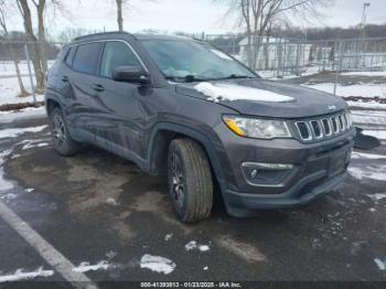  Salvage Jeep Compass