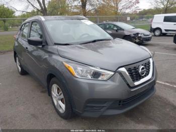  Salvage Nissan Kicks
