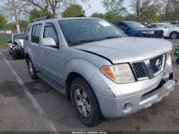  Salvage Nissan Pathfinder