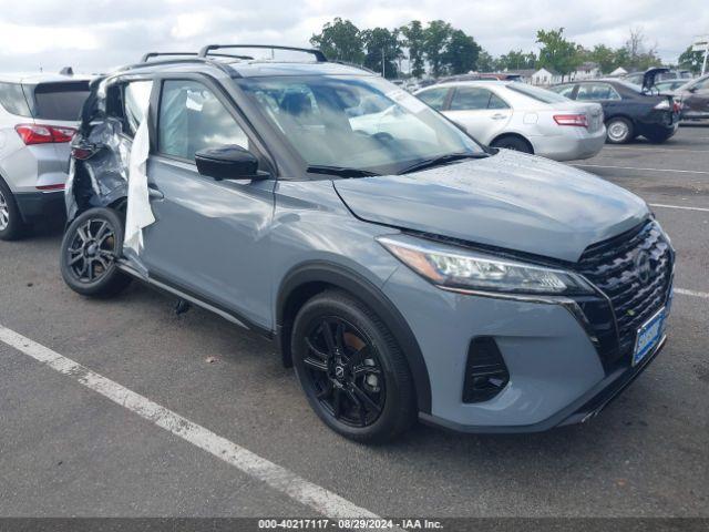  Salvage Nissan Kicks