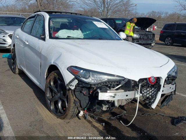  Salvage Alfa Romeo Giulia