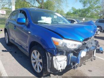  Salvage Mitsubishi Outlander