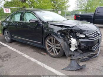  Salvage Volkswagen Passat