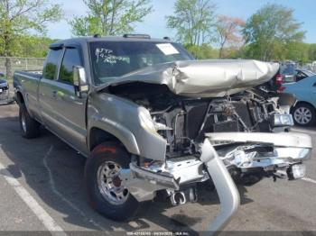  Salvage Chevrolet Silverado 2500