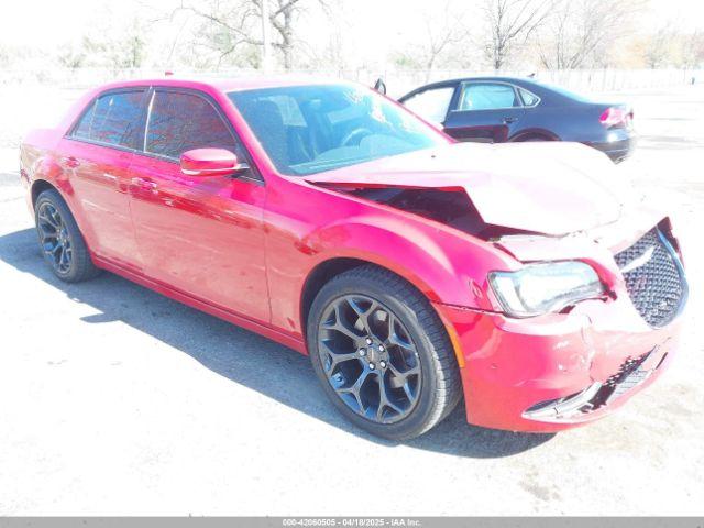  Salvage Chrysler 300