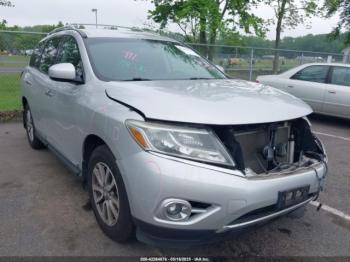  Salvage Nissan Pathfinder