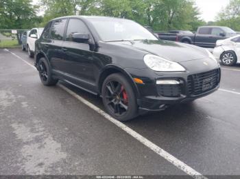  Salvage Porsche Cayenne
