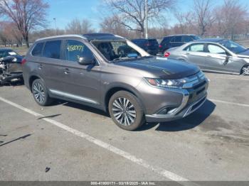  Salvage Mitsubishi Outlander