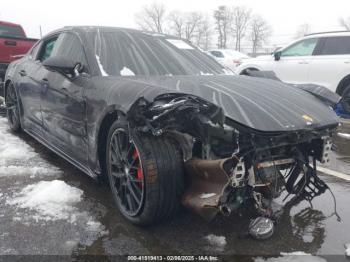  Salvage Porsche Panamera