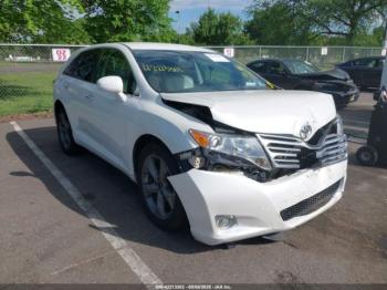  Salvage Toyota Venza