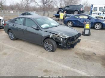  Salvage Hyundai ELANTRA