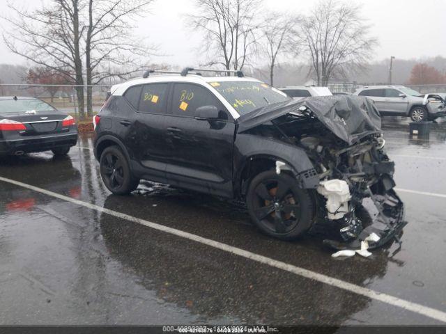  Salvage Volvo XC40
