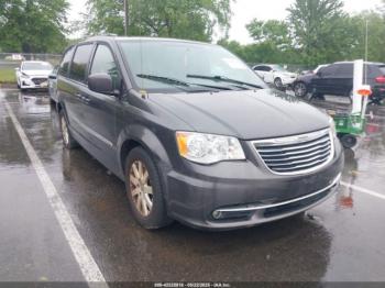  Salvage Chrysler Town & Country