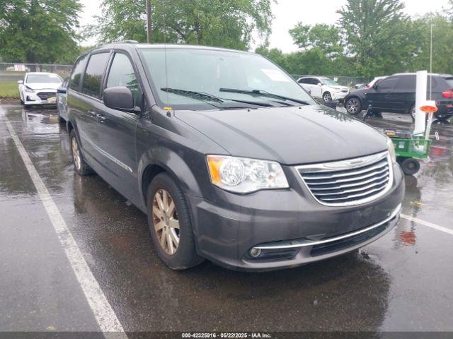  Salvage Chrysler Town & Country