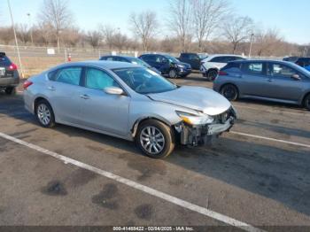  Salvage Nissan Altima