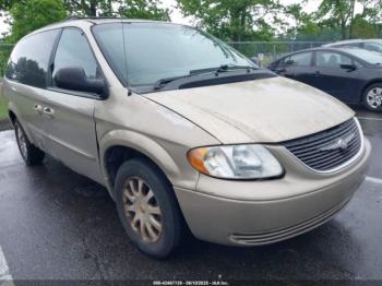  Salvage Chrysler Town & Country