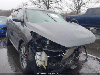  Salvage Hyundai TUCSON