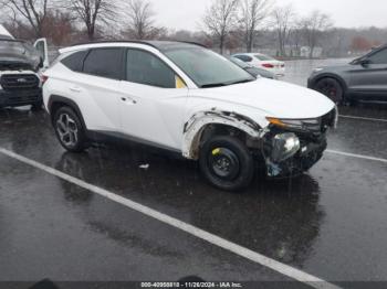  Salvage Hyundai TUCSON