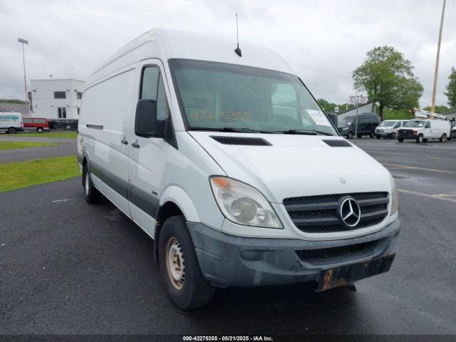  Salvage Mercedes-Benz Sprinter 2500
