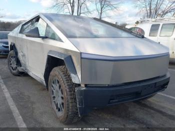 Salvage Tesla Cybertruck