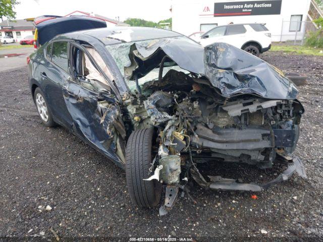  Salvage Mazda Mazda3