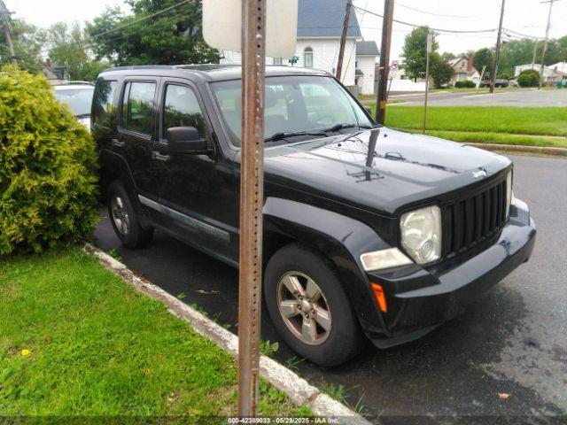 Salvage Jeep Liberty