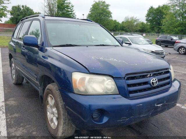  Salvage Toyota Highlander
