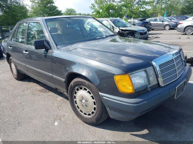  Salvage Mercedes-Benz 300