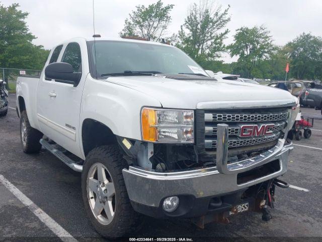  Salvage GMC Sierra 2500
