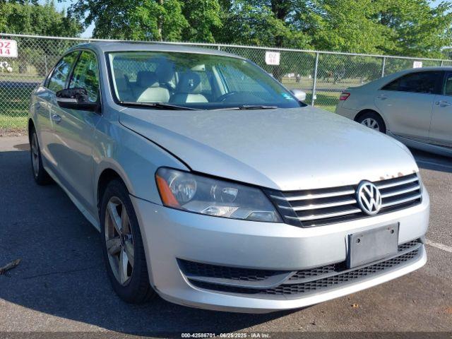  Salvage Volkswagen Passat