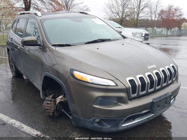  Salvage Jeep Cherokee