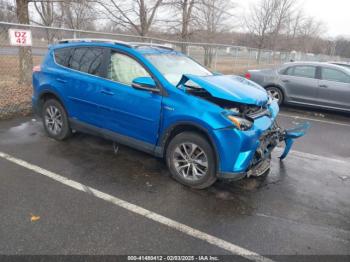  Salvage Toyota RAV4