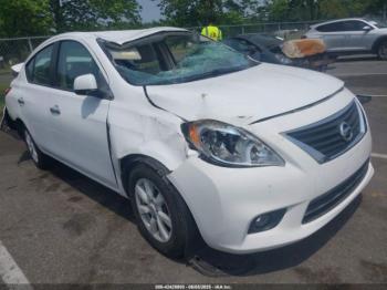  Salvage Nissan Versa