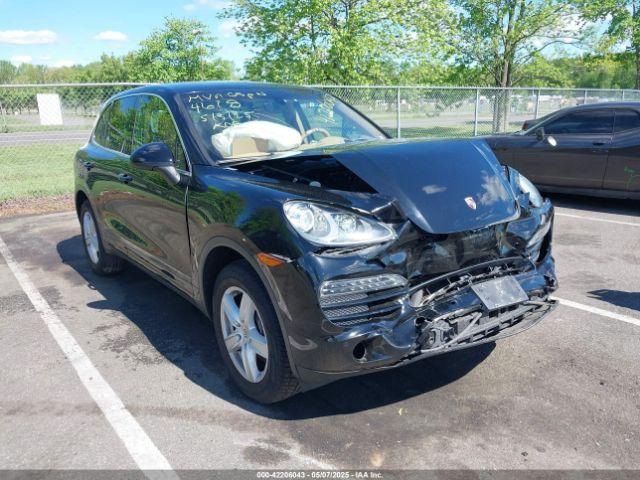  Salvage Porsche Cayenne