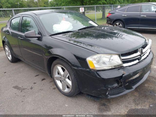  Salvage Dodge Avenger
