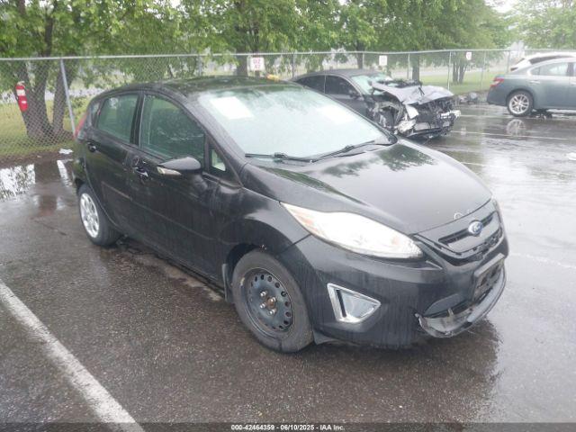  Salvage Ford Fiesta