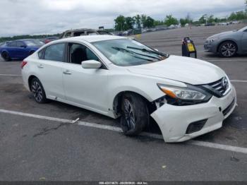  Salvage Nissan Altima