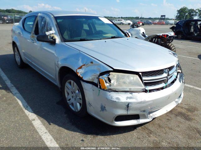  Salvage Dodge Avenger