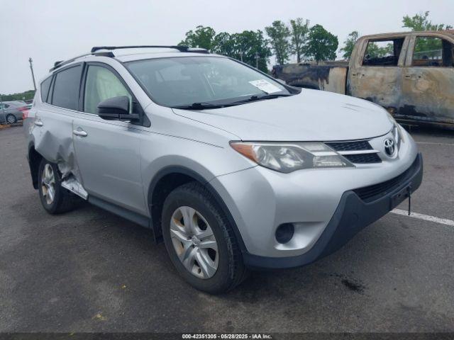  Salvage Toyota RAV4