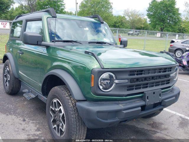  Salvage Ford Bronco